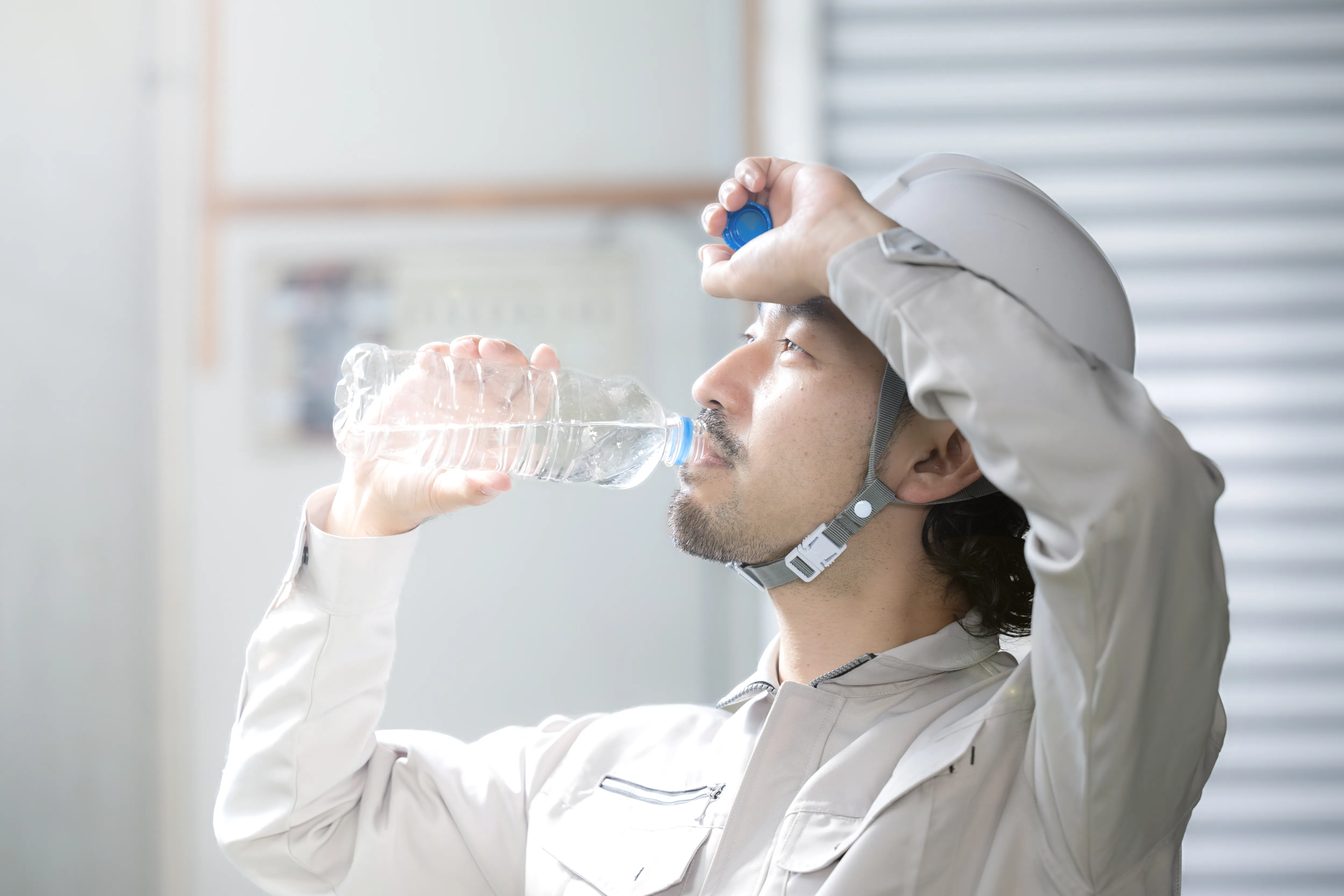 現場を守る工場の暑熱対策とは?効果的な方法を詳しく解説
